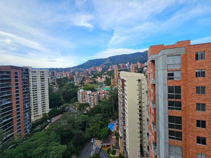 APARTAMENTO EN ARRIENDO UBICADO EN MEDELLIN SECTOR LOS BALSOS - 25