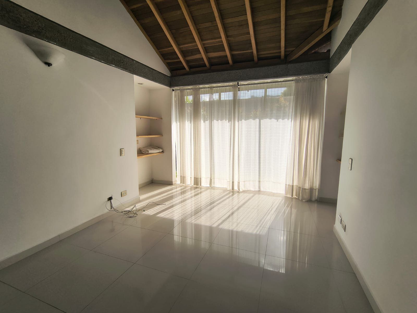 CASA EN ARRIENDO UBICADA EN EL RETIRO - 6