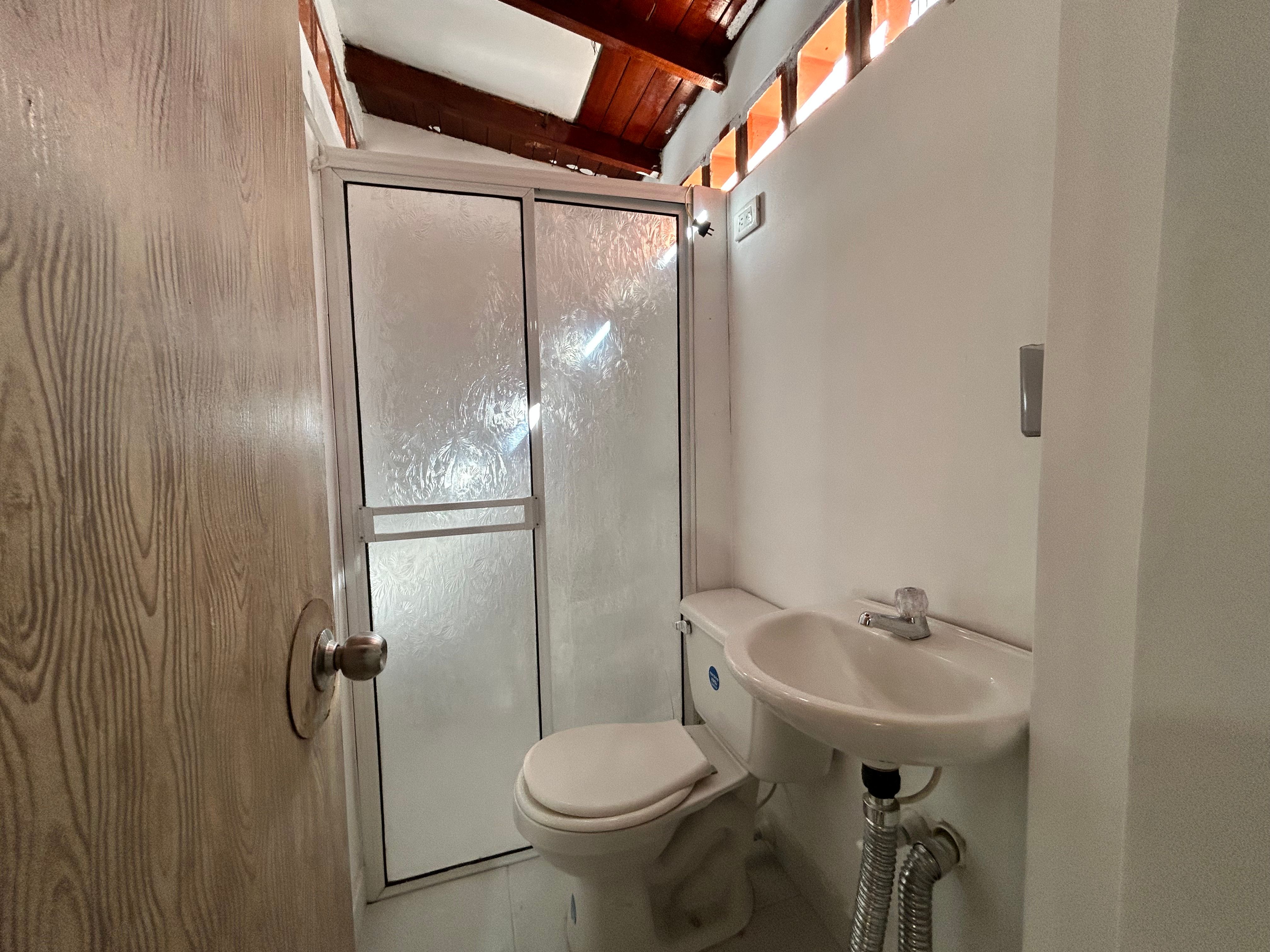 APARTAESTUDIO EN ARRIENDO UBICADO EN MEDELLIN SECTOR SAN JOAQUIN - 6