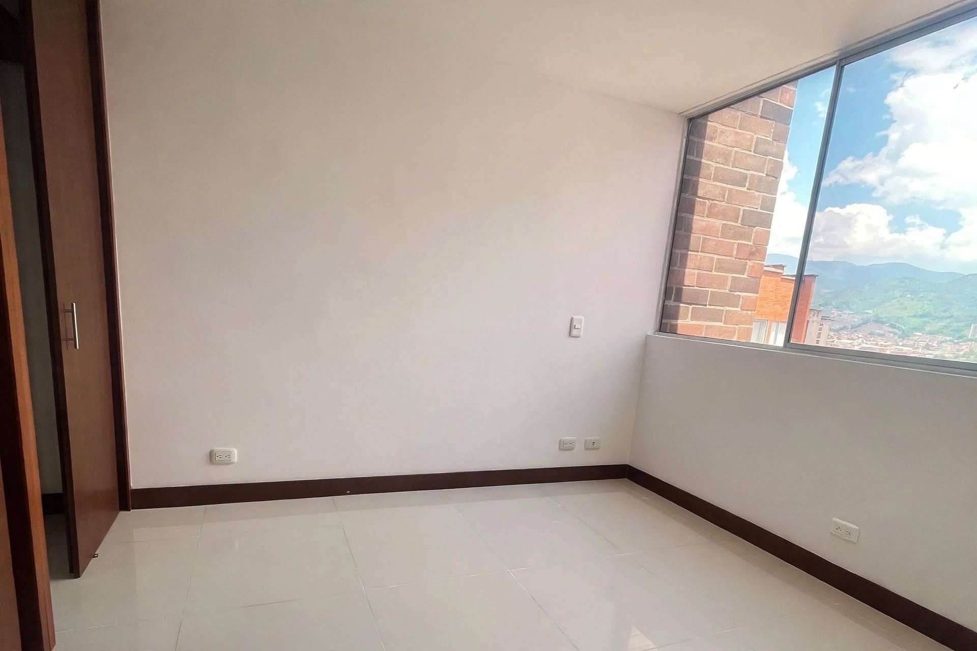 APARTAMENTO EN ARRIENDO UBICADO EN ENVIGADO SECTOR ZUÑIGA - 6