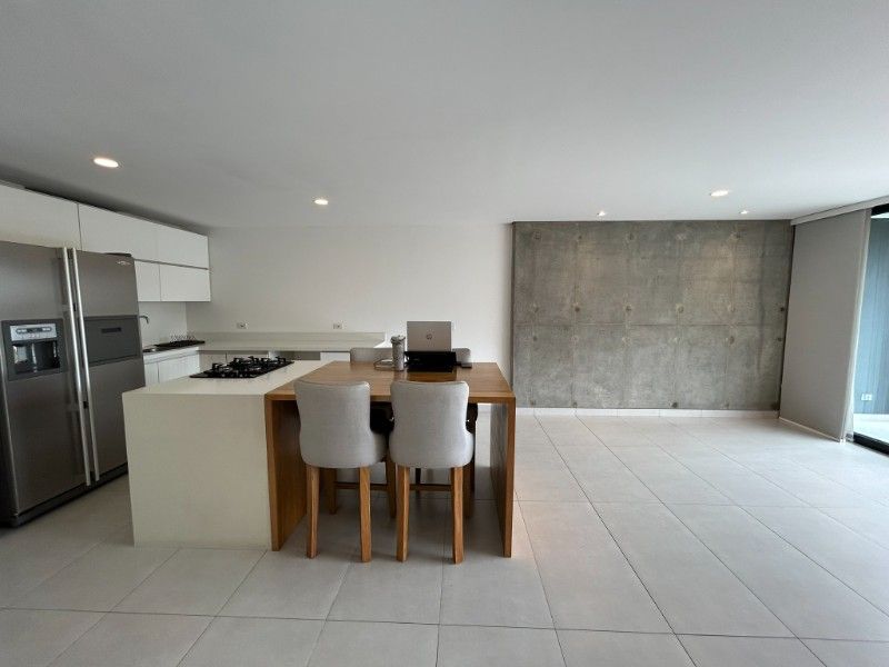 APARTAMENTO EN ARRIENDO UBICADO EN ENVIGADO SECTOR CUMBRES - 3