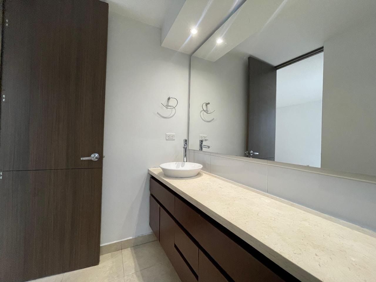 APARTAMENTO EN VENTA UBICADO EN MEDELLIN SECTOR EL POBLADO - 10