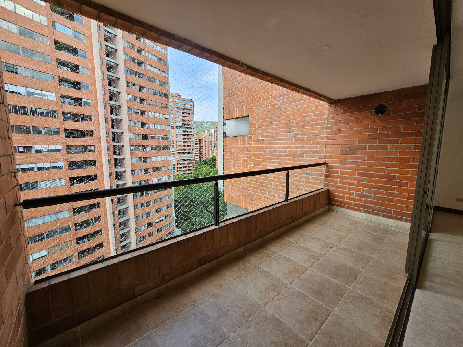 APARTAMENTO EN ARRIENDO UBICADO EN MEDELLIN SECTOR EL POBLADO - 18