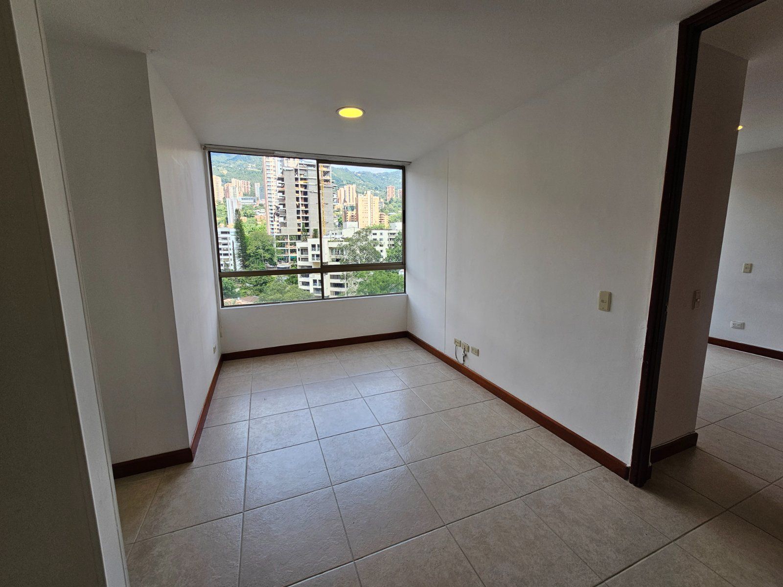 APARTAMENTO EN ARRIENDO UBICADO EN MEDELLIN SECTOR EL POBLADO - 6