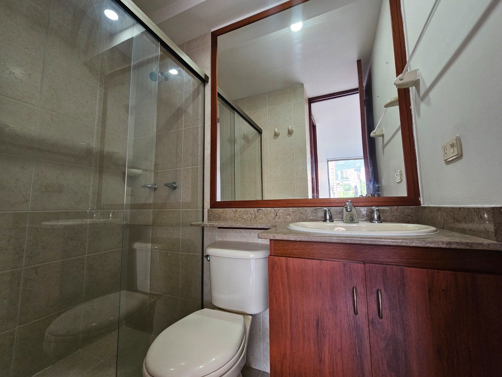 APARTAMENTO EN ARRIENDO UBICADO EN MEDELLIN SECTOR EL POBLADO - 15