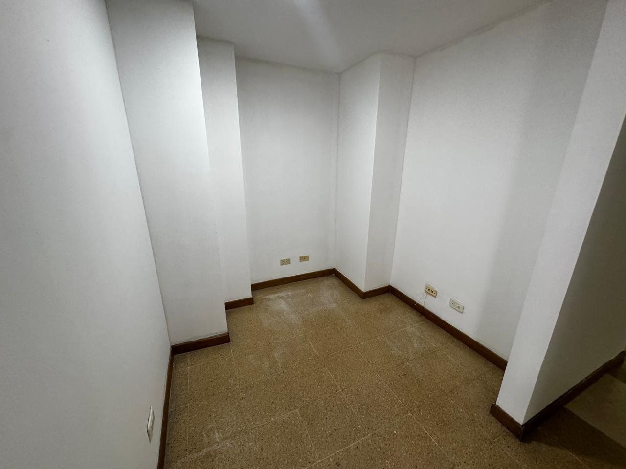 APARTAMENTO EN ARRIENDO UBICADO EN MEDELLIN SECTOR LAURELES - 9