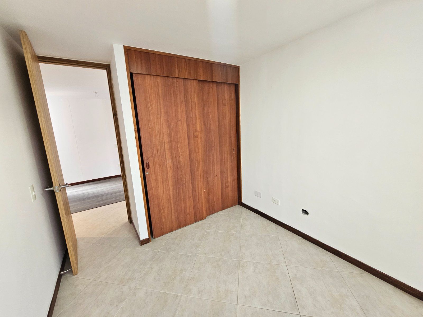APARTAMENTO EN ARRIENDO UBICADO EN MEDELLÍN SECTOR EL POBLADO - 7