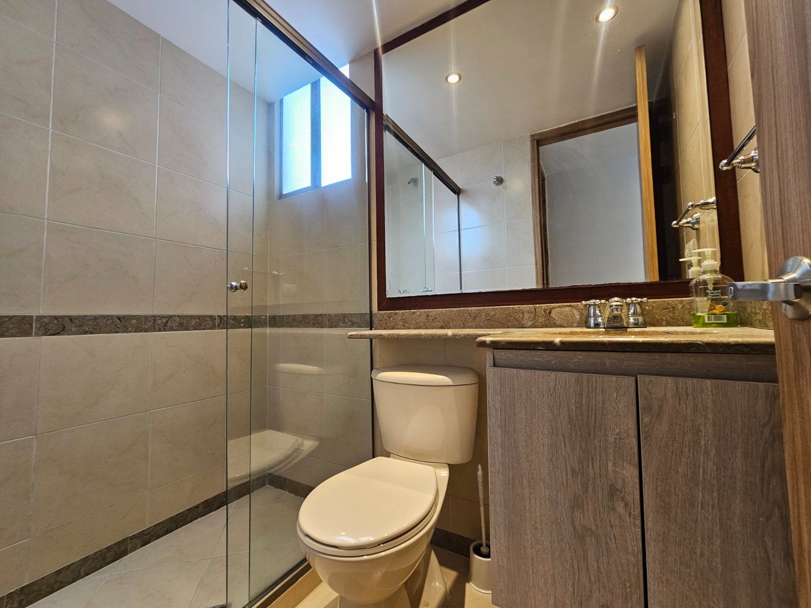 APARTAMENTO EN ARRIENDO UBICADO EN MEDELLÍN SECTOR EL POBLADO - 13