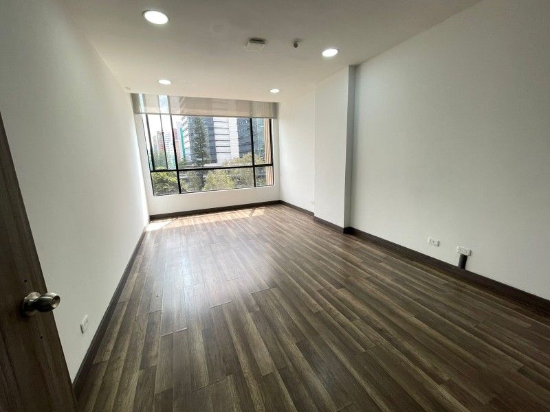 OFICINA EN ARRIENDO UBICADA EN MEDELLÍN SECTOR EL POBLADO - 7