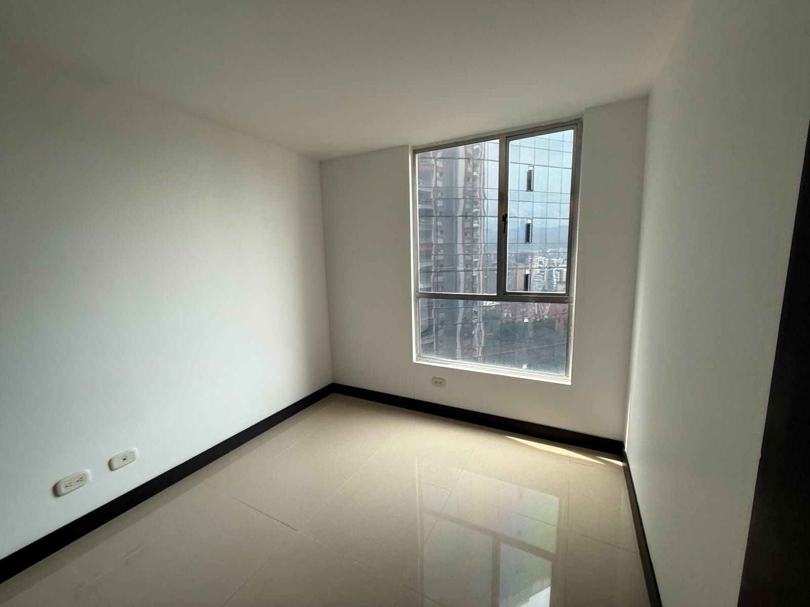 APARTAMENTO EN ARRIENDO UBICADO MEDELLÍN SECTOR POBLADO - 5