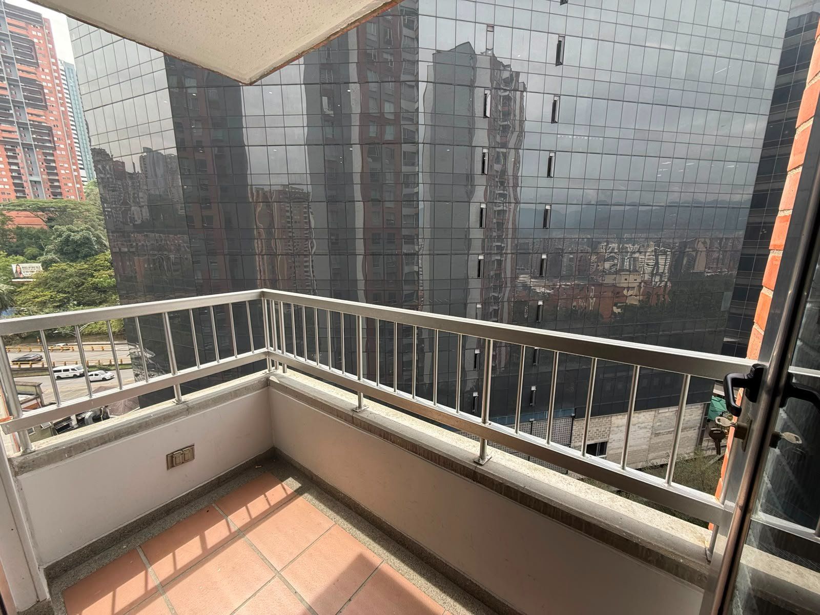 APARTAMENTO EN ARRIENDO UBICADO MEDELLÍN SECTOR POBLADO - 11