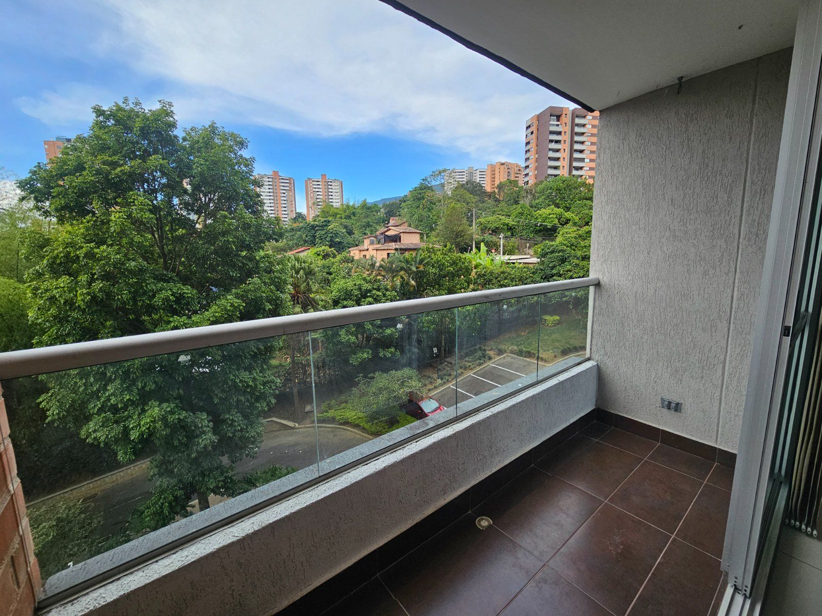 APARTAMENTO EN ARRIENDO UBICADO EN ENVIGADO SECTOR LOMA DEL ESMERALDAL - 12