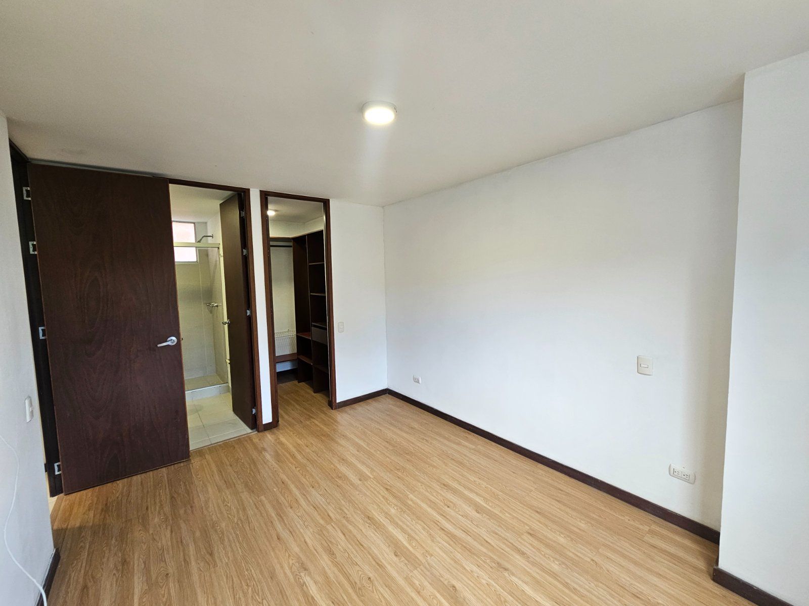 APARTAMENTO EN ARRIENDO UBICADO EN ENVIGADO SECTOR LOMA DEL ESMERALDAL - 7