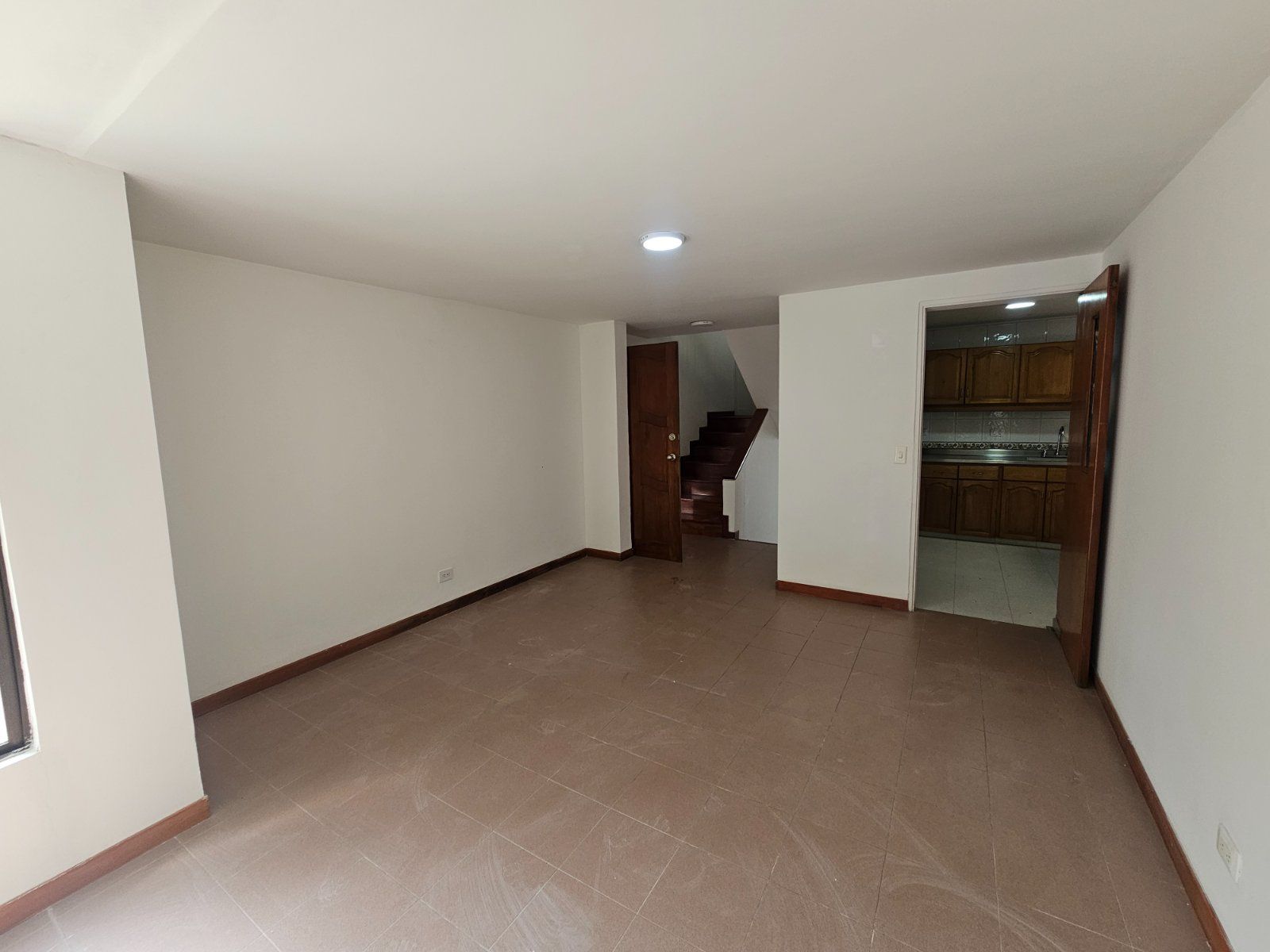 CASA EN ARRIENDO UBICADA MEDELLIN SECTOR LOS BALSOS - 2