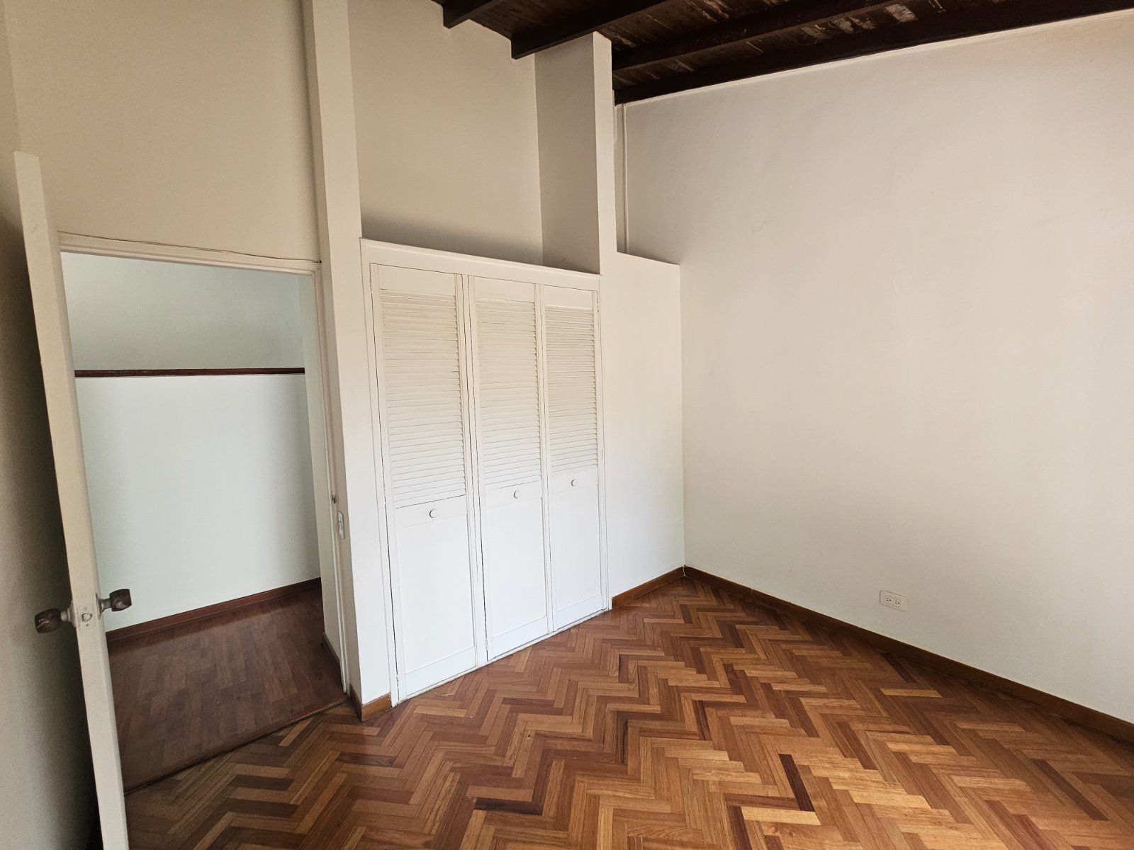 CASA EN ARRIENDO UBICADA MEDELLIN SECTOR LOS BALSOS - 10