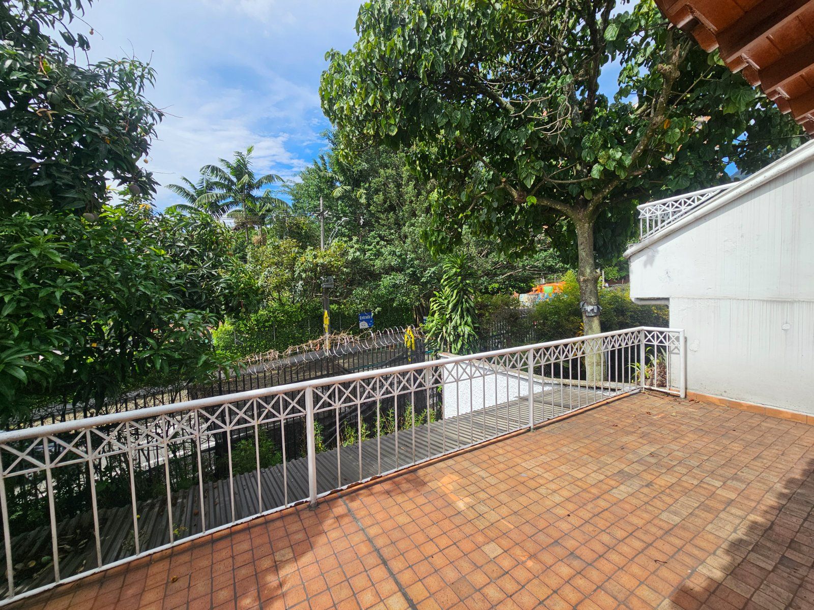 CASA EN ARRIENDO UBICADA MEDELLIN SECTOR LOS BALSOS - 18