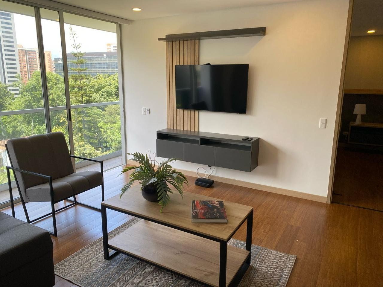 APARTAMENTO EN ARRIENDO UBICADO MEDELLIN SECTOR POBLADO - 3
