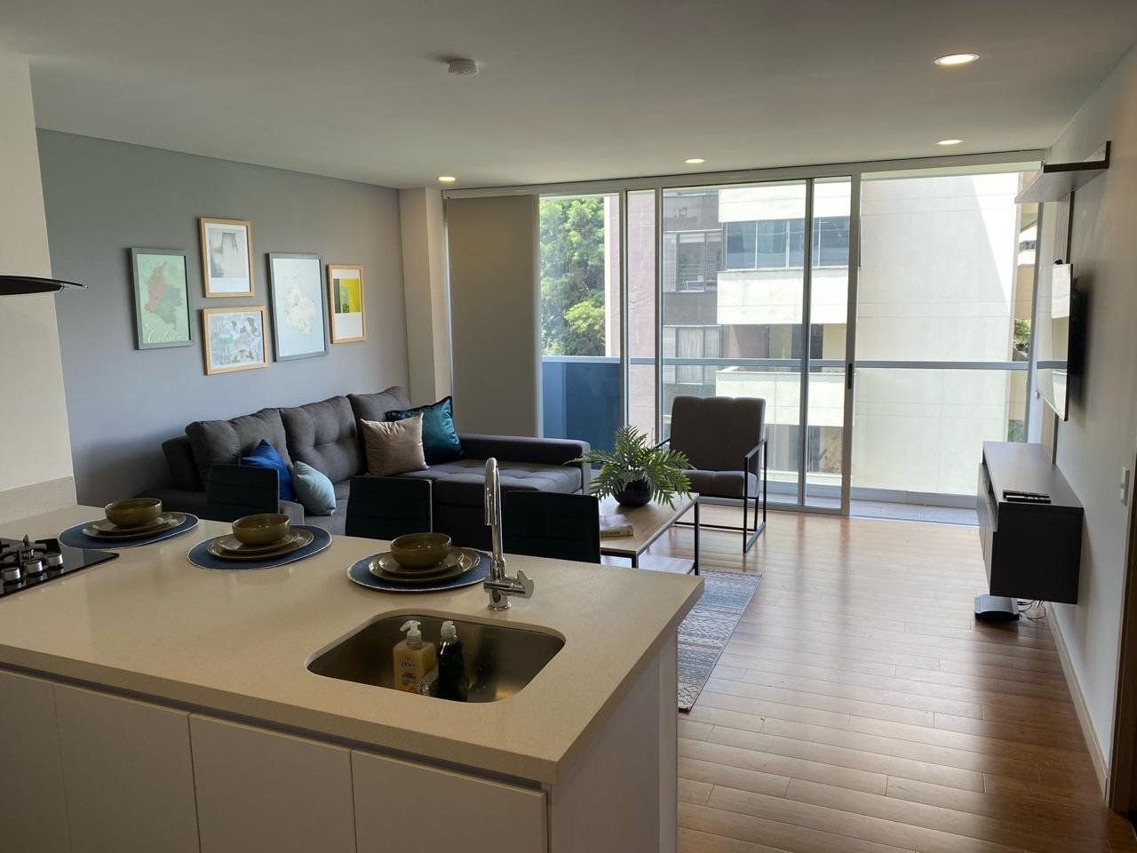 APARTAMENTO EN ARRIENDO UBICADO MEDELLIN SECTOR POBLADO - 4