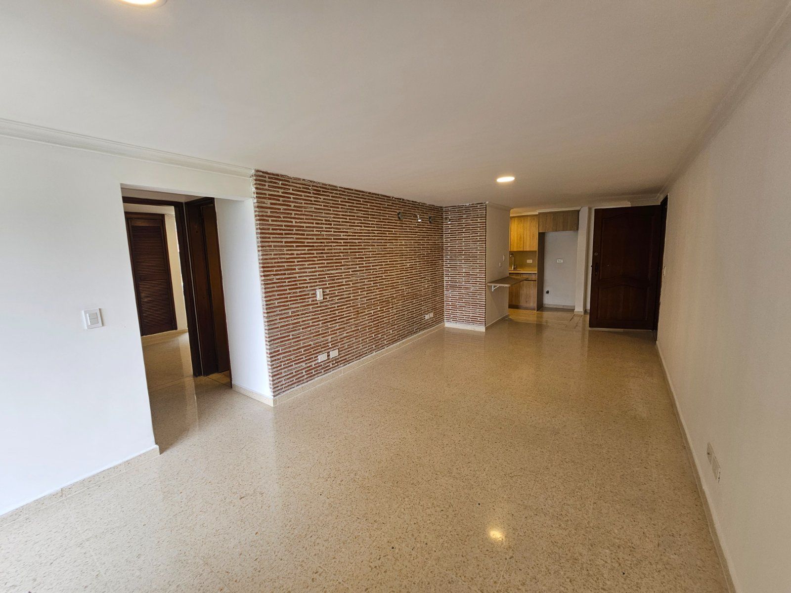 APARTAMENTO EN ARRIENDO UBICADO MEDELLÍN SECTOR LOS ÁNGELES - 2