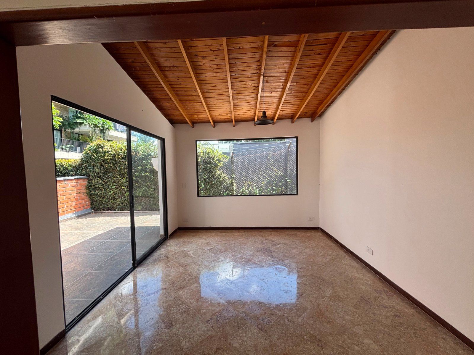 CASA EN ARRIENDO UBICADA EN MEDELLÍN SECTOR SAN LUCAS - 10