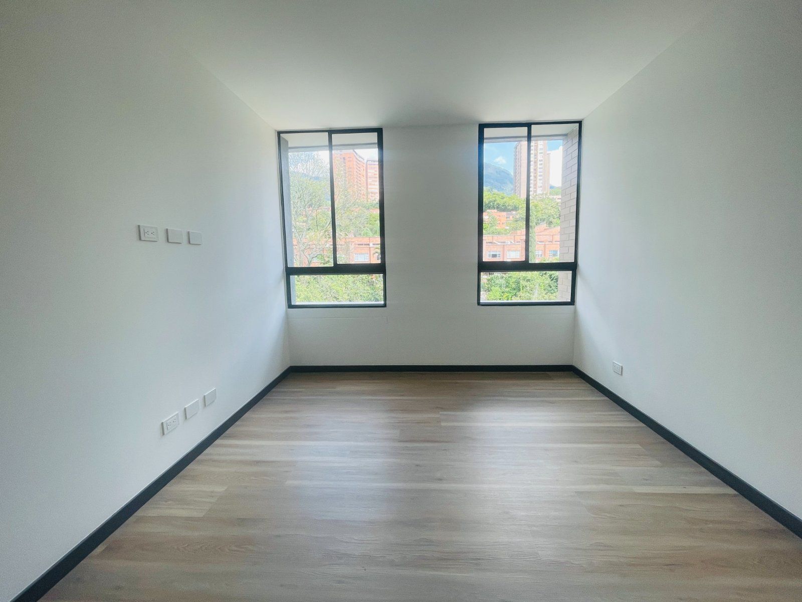 APARTAMENTO EN VENTA UBICADO EN ENVIGADO SECTOR LOMA LAS BRUJAS - 7