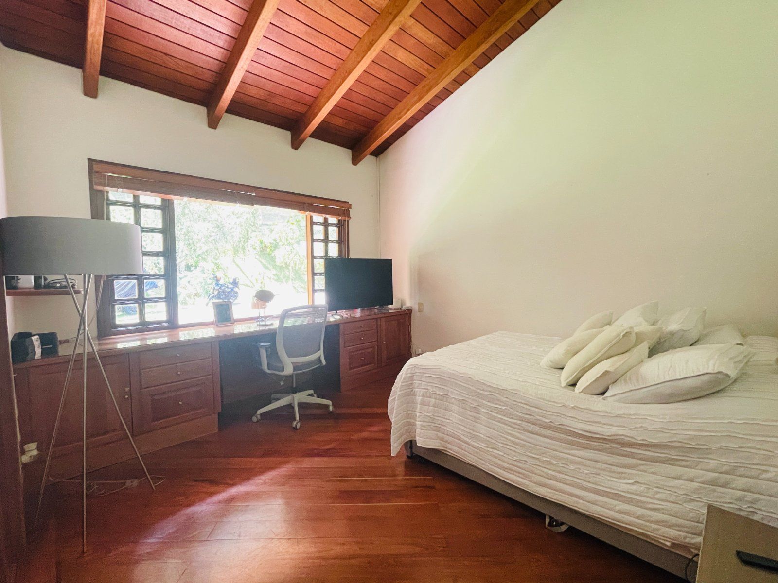 CASA EN VENTA UBICADA EN ENVIGADO SECTOR ESCOBERO - 9