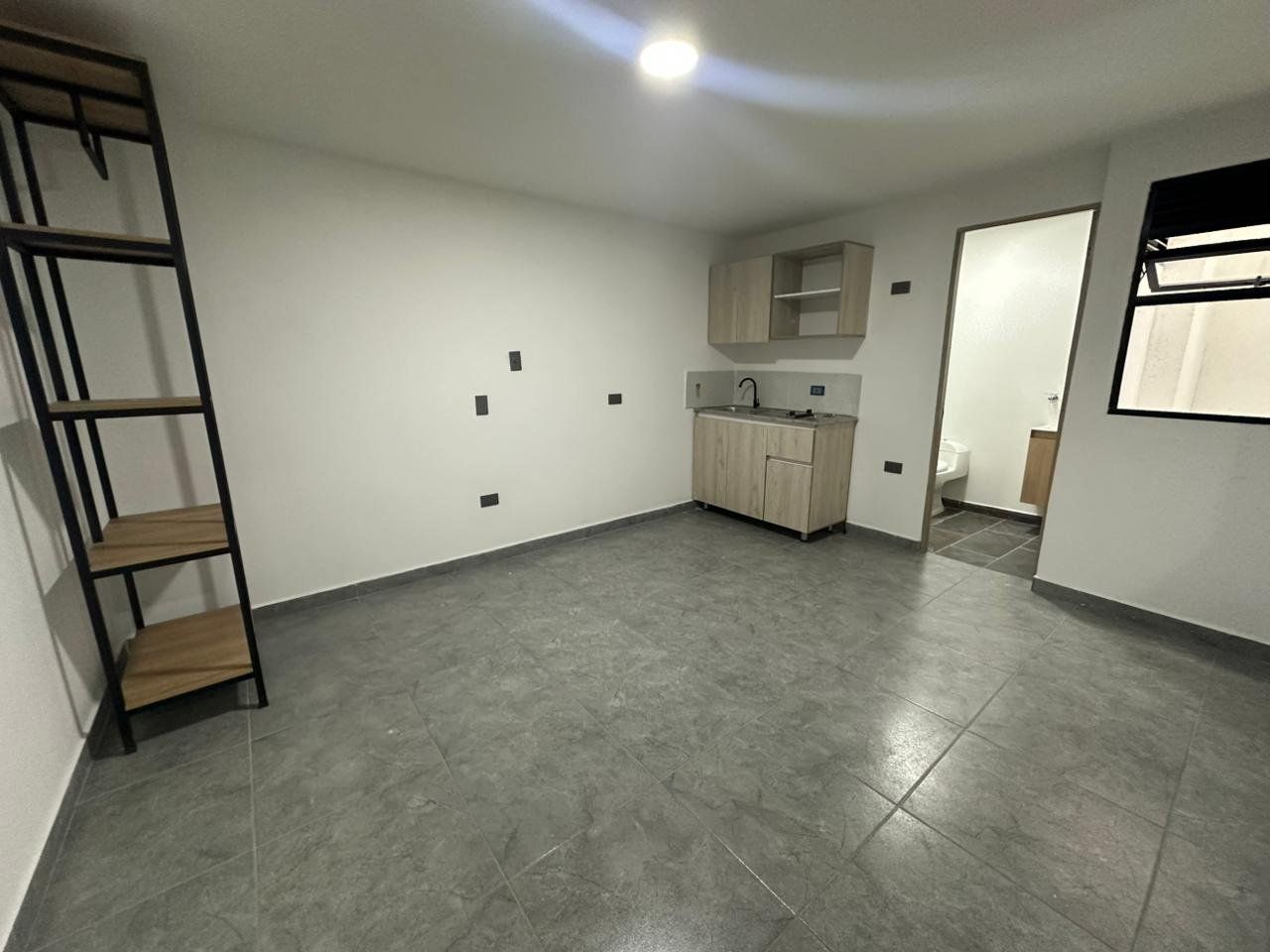 APARTAESTUDIO EN ARRIENDO UBICADO EN SABANETA - 4