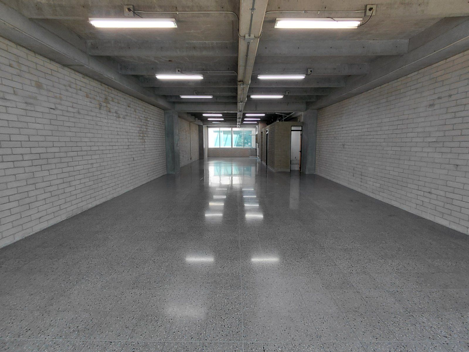 OFICINA EN ARRIENDO UBICADO EN MEDELLIN SECTOR GUAYABAL - 3