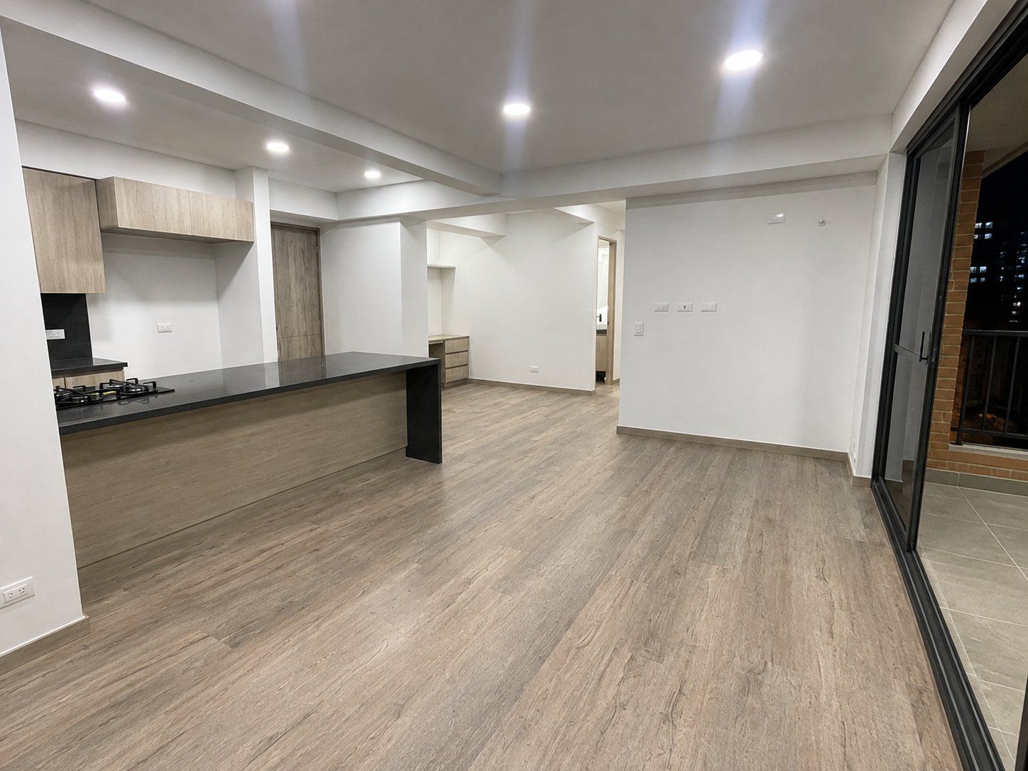 APARTAMENTO EN ARRIENDO UBICADO EN MEDELLIN SECTOR EL POBLADO - 3