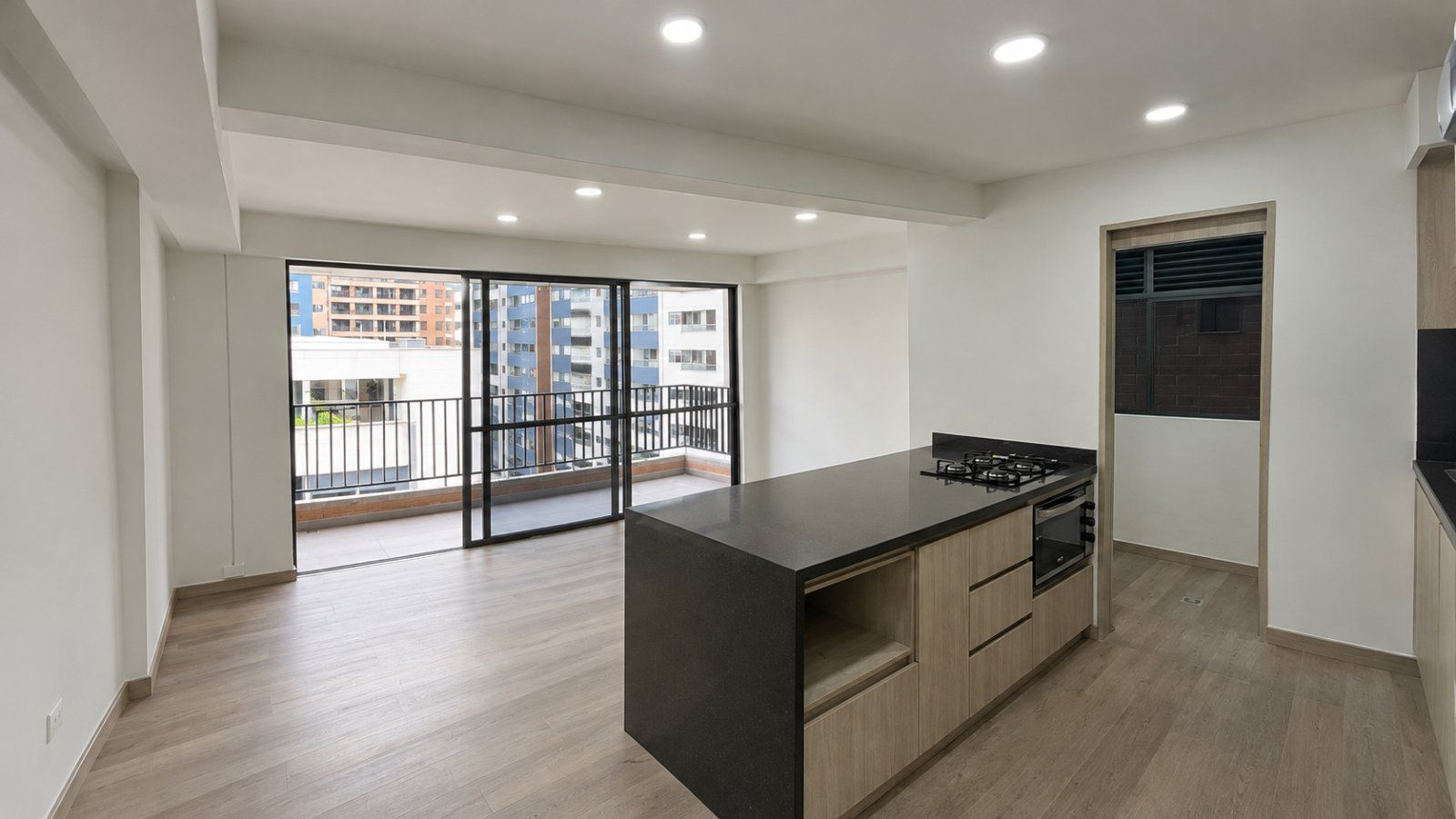 APARTAMENTO EN ARRIENDO UBICADO EN MEDELLIN SECTOR EL POBLADO - 5