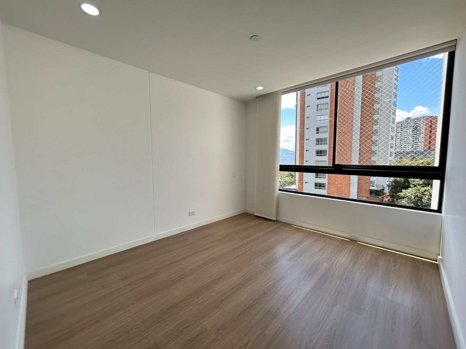 APARTAMENTO EN ARRIENDO UBICADO EN ENVIGADO SECTOR LAS BRUJAS - 10