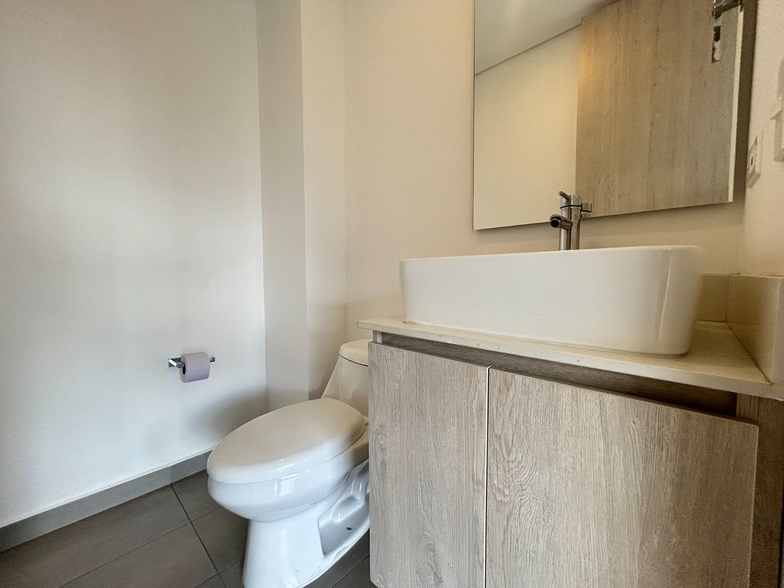 APARTAMENTO EN ARRIENDO UBICADO EN ENVIGADO SECTOR LOMA DE LAS BRUJAS - 13