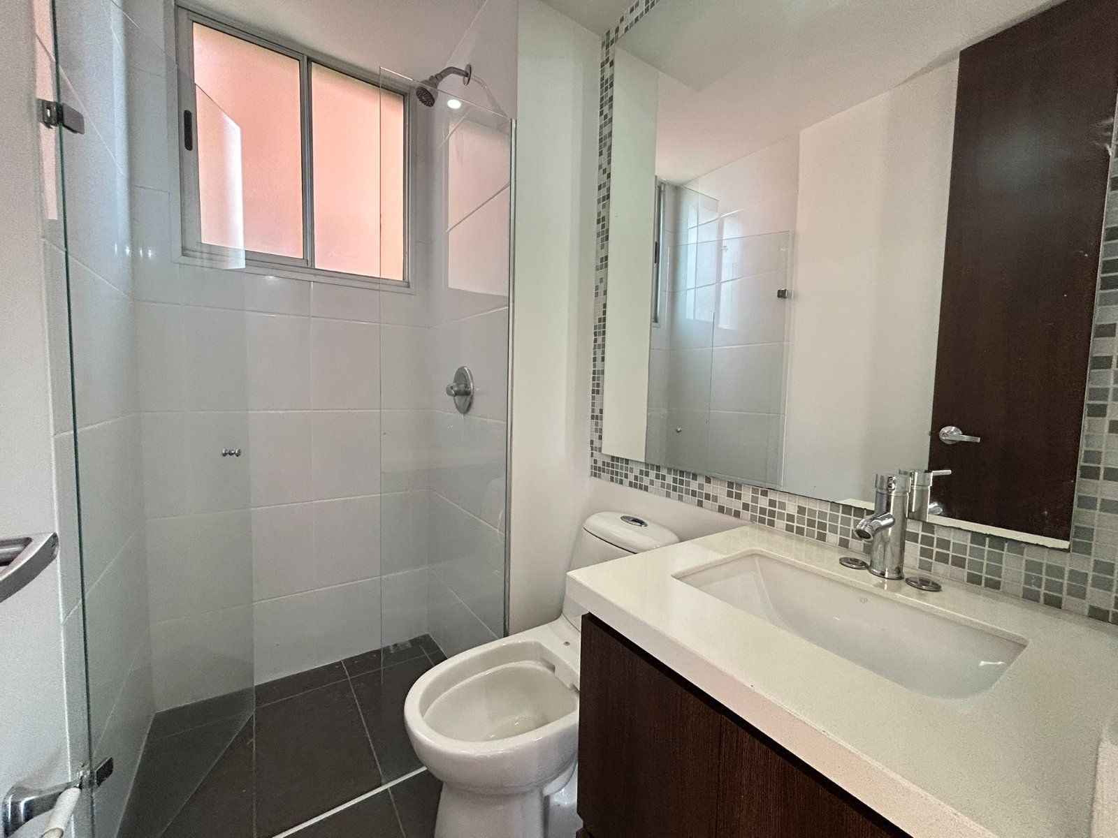 APARTAMENTO EN ARRIENDO UBICADO EN ENVIGADO SECTOR LOMA DEL ESMERALDAL - 12