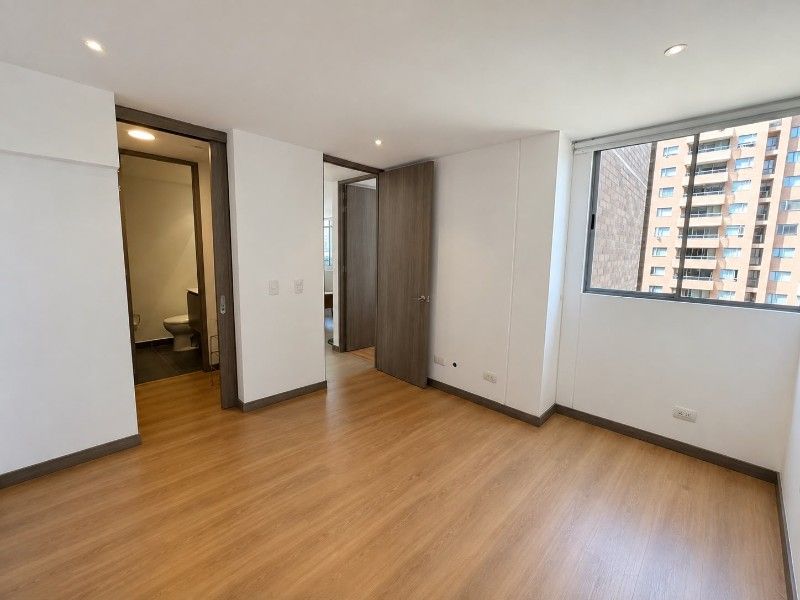APARTAMENTO EN ARRIENDO UBICADO EN EL POBLADO SECTOR CIUDAD DEL RÍO - 8