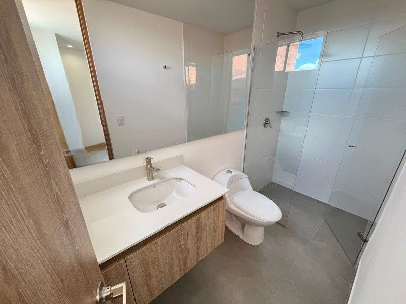 APARTAMENTO EN ARRIENDO EN RIO NEGRO SECTOR SAN NICOLAS  - 8
