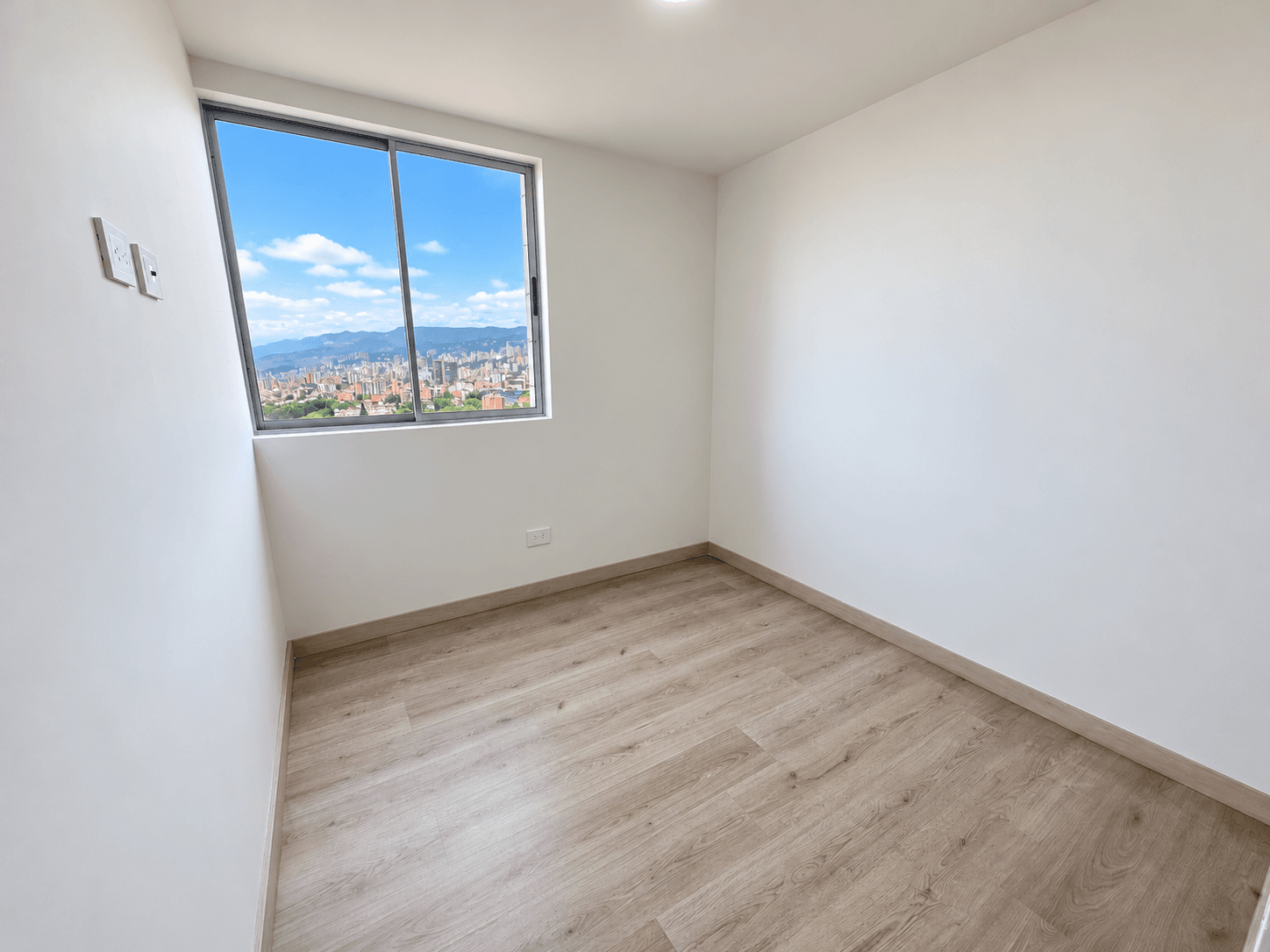 APARTAMENTO EN ARRIENDO UBICADO EN ENVIGADO SECTOR LA PAZ - 7
