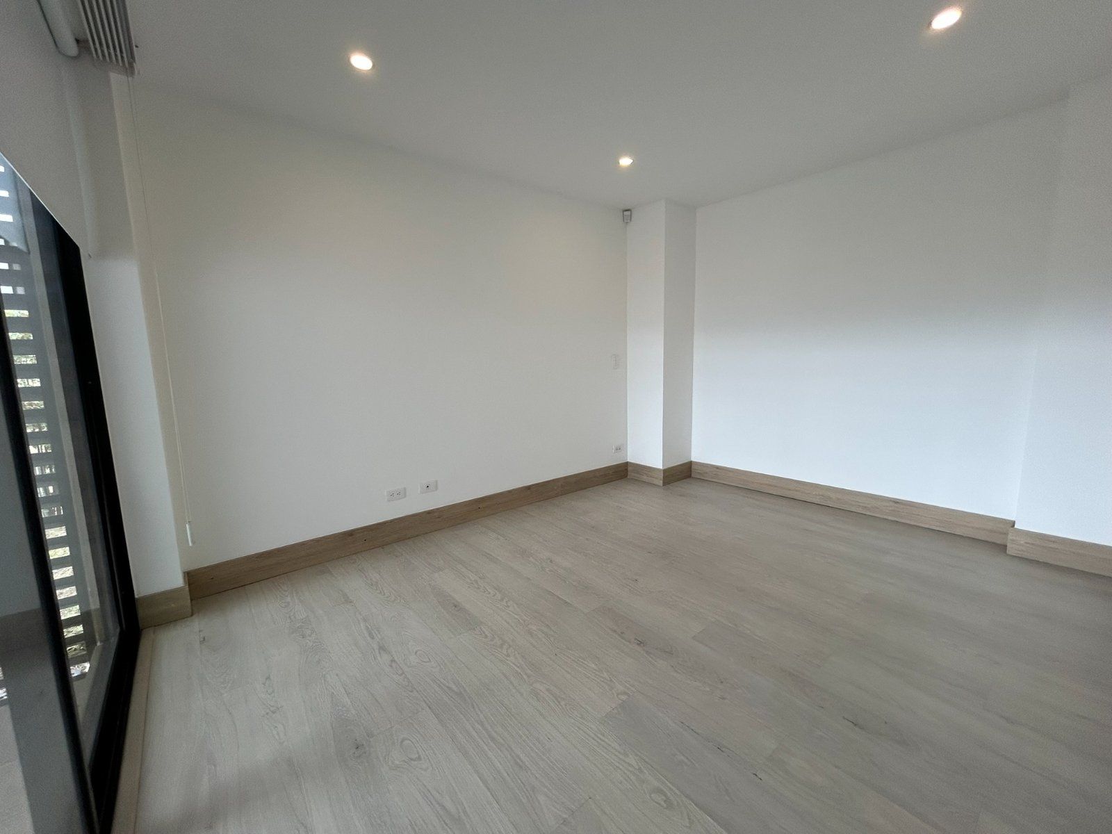 APARTAMENTO EN ARRIENDO UBICADO EN ENVIGADO SECTOR LOMA DEL CHOCHO - 12