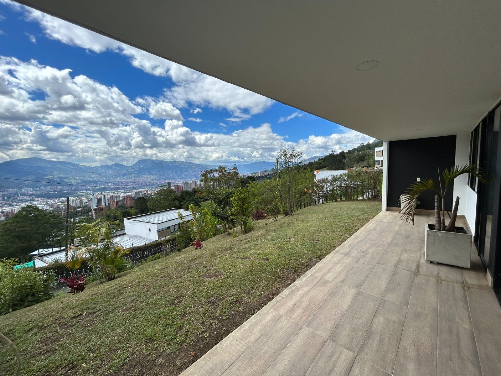 APARTAMENTO EN ARRIENDO UBICADO EN ENVIGADO SECTOR LOMA DEL CHOCHO - 16