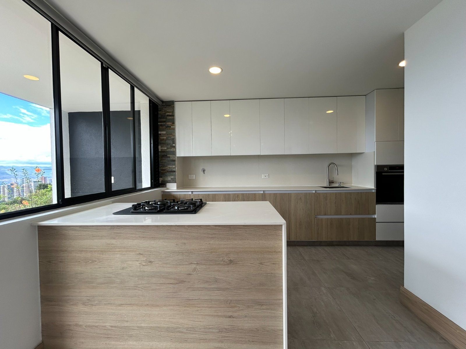 APARTAMENTO EN ARRIENDO UBICADO EN ENVIGADO SECTOR LOMA DEL CHOCHO - 5