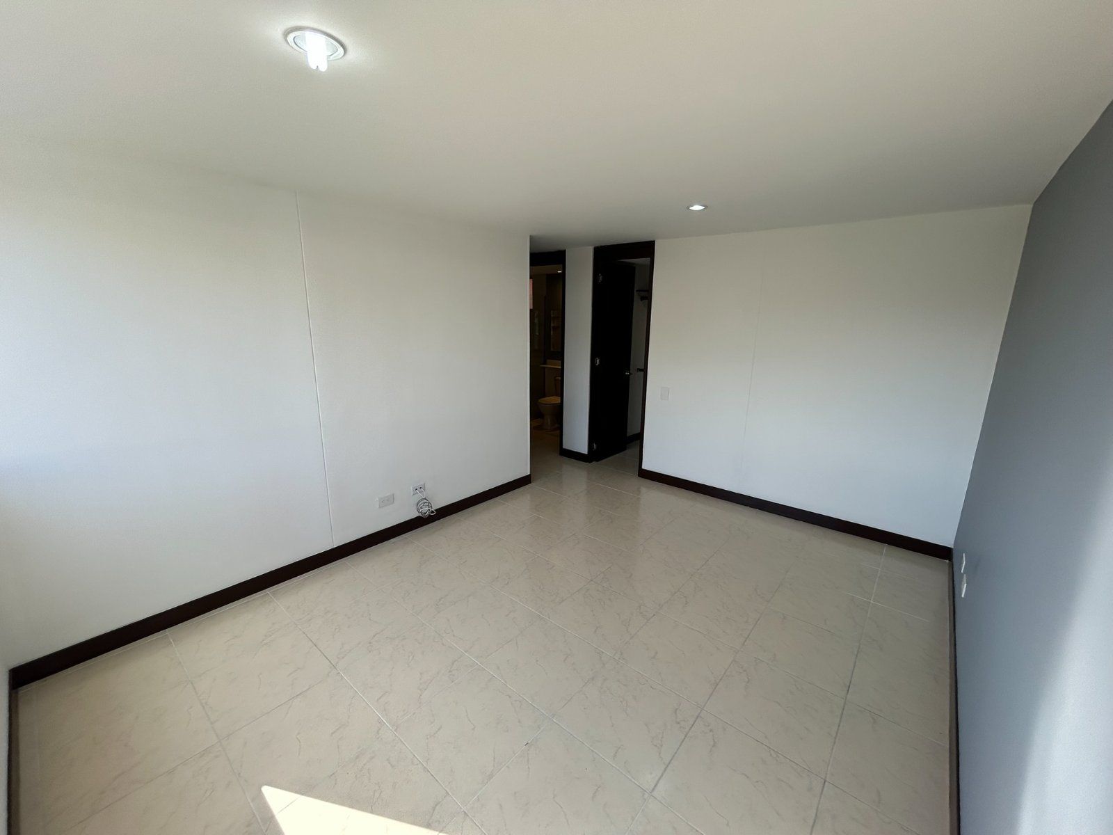APARTAMENTO EN ARRIENDO UBICADO EN ENVIGADO SECTOR LOMA DEL ESCOBERO - 11