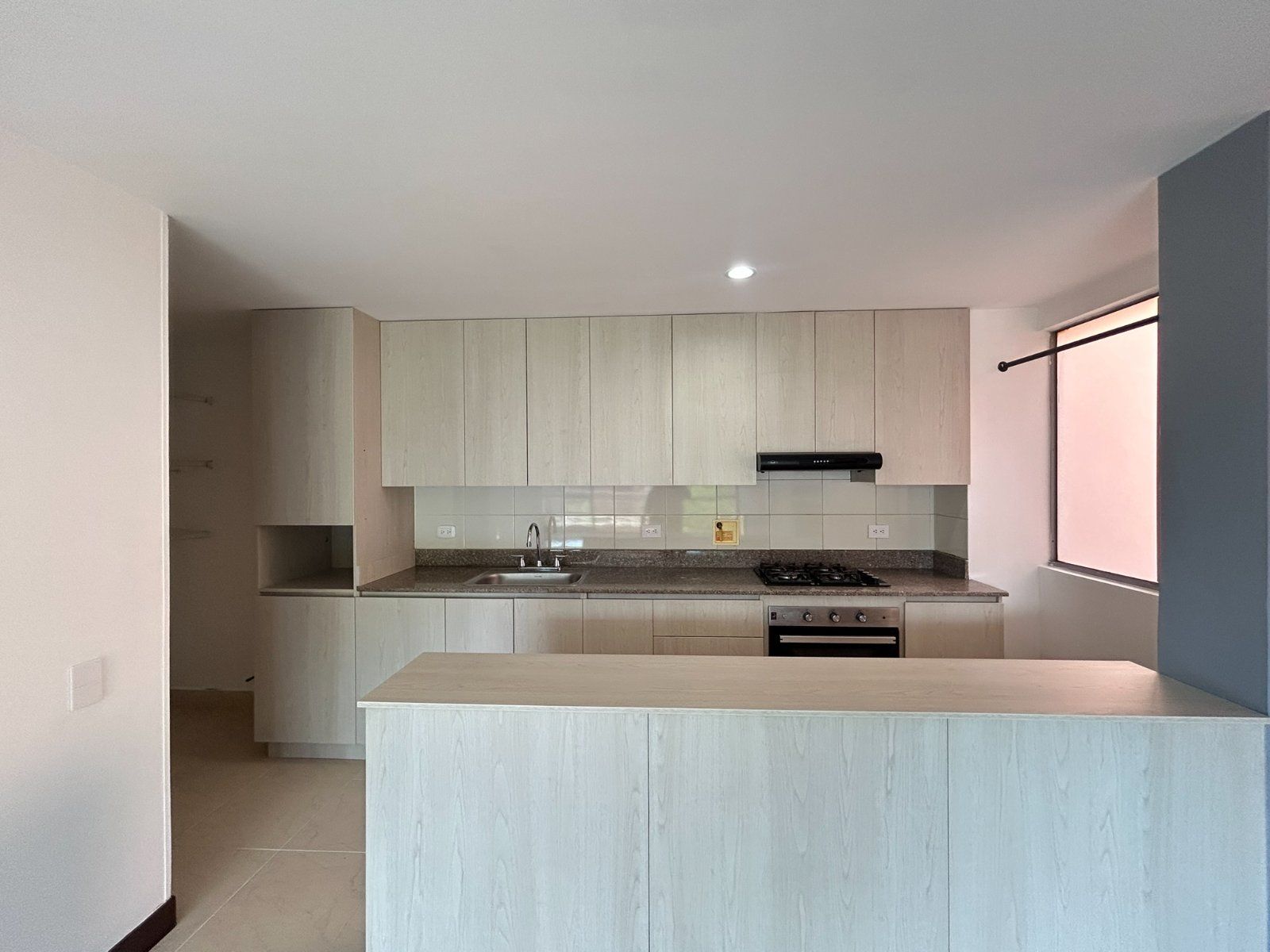 APARTAMENTO EN ARRIENDO UBICADO EN ENVIGADO SECTOR LOMA DEL ESCOBERO - 3