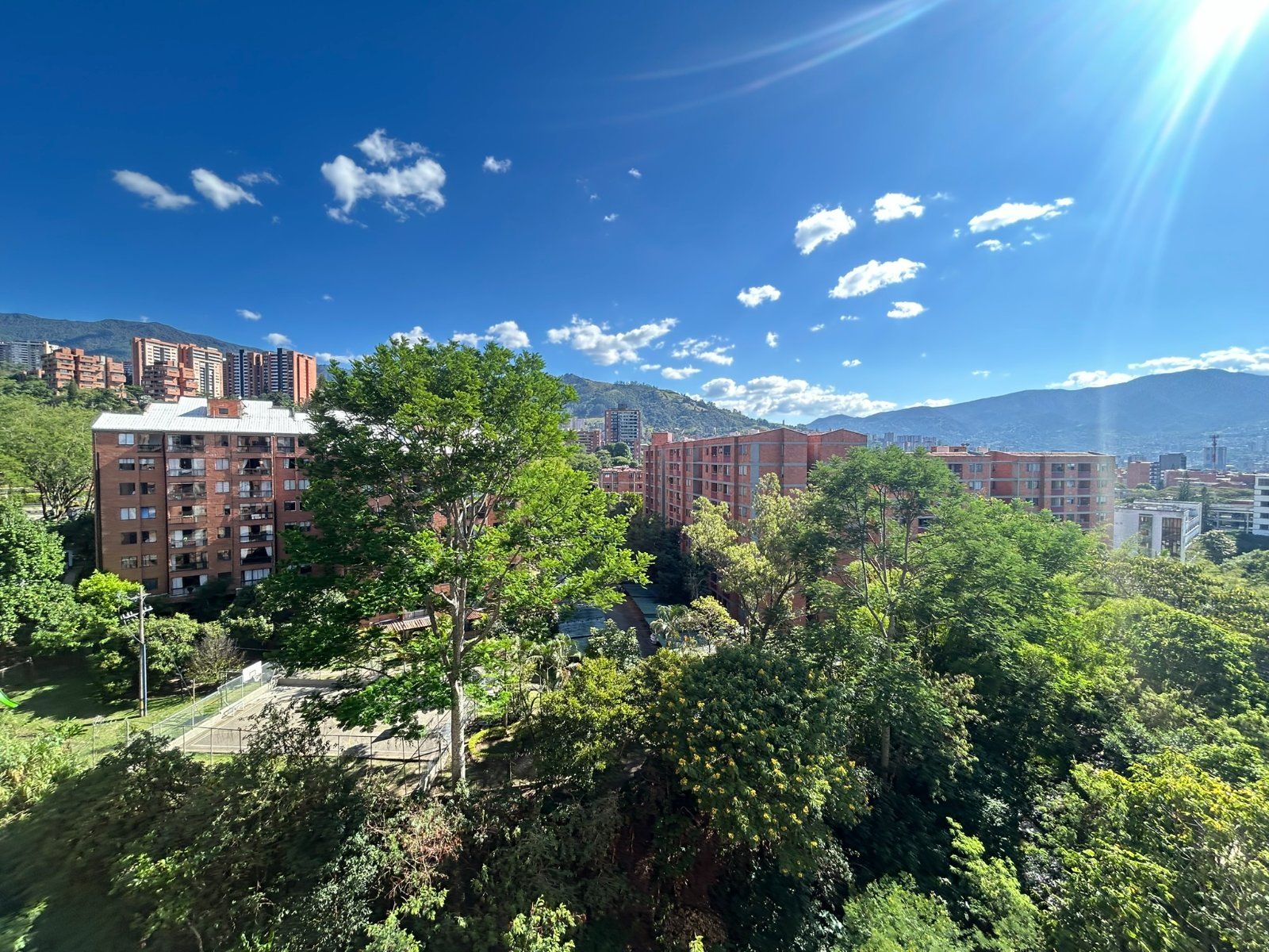 APARTAMENTO EN ARRIENDO UBICADO EN ENVIGADO SECTOR LOMA DEL ESCOBERO - 16