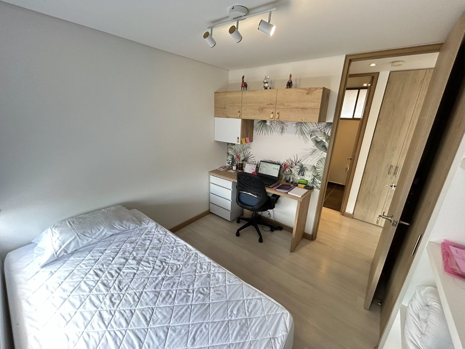 APARTAMENTO EN ARRIENDO UBICADO EN ENVIGADO SECTOR LOMA DEL ESMERALDAL - 9