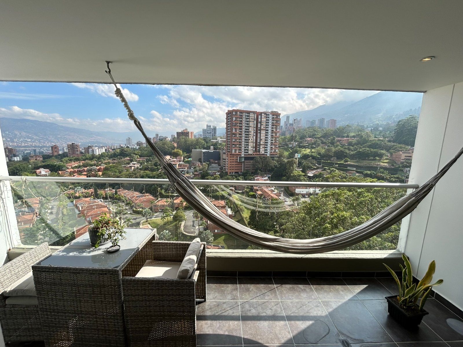 APARTAMENTO EN ARRIENDO UBICADO EN ENVIGADO SECTOR LOMA DEL ESMERALDAL - 15