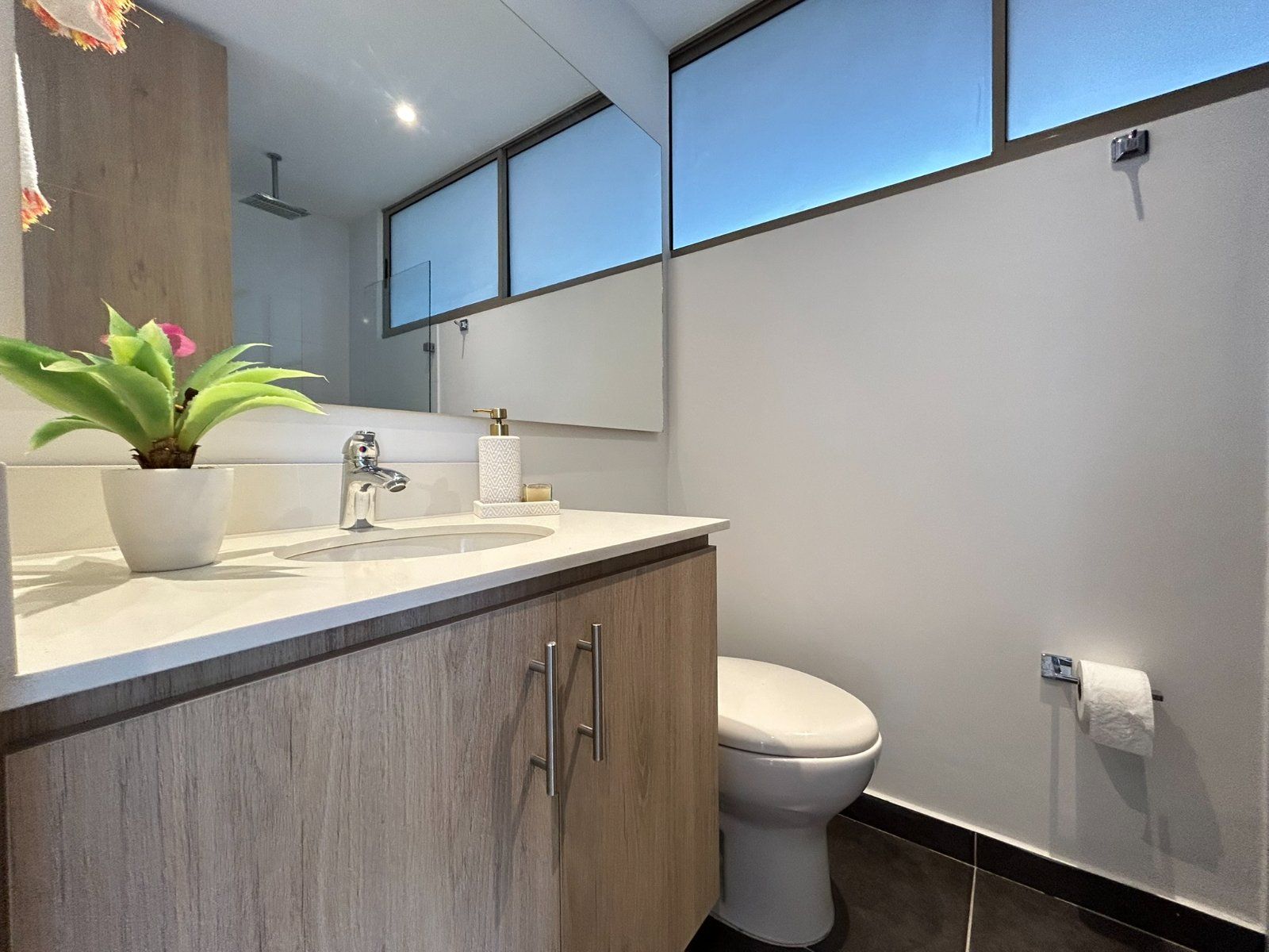 APARTAMENTO EN ARRIENDO UBICADO EN ENVIGADO SECTOR LOMA DEL ESMERALDAL - 14