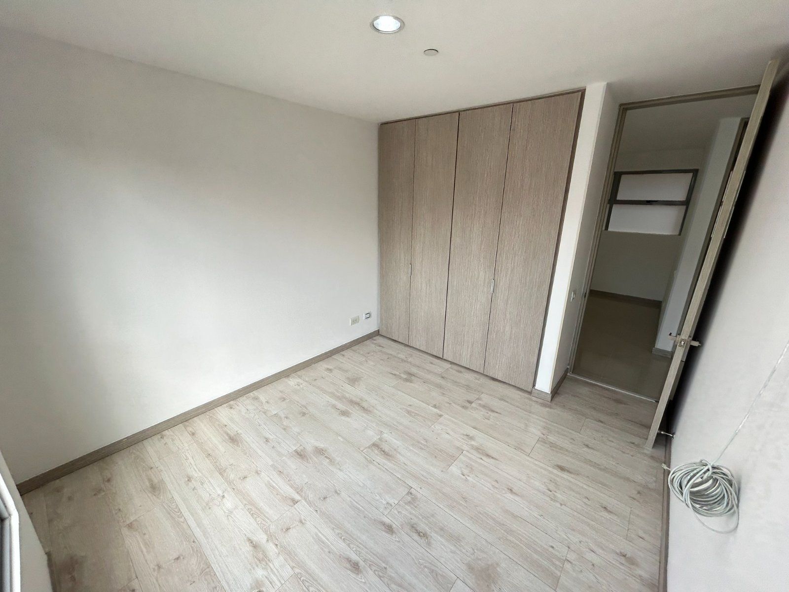 APARTAMENTO EN ARRIENDO UBICADO EN ENVIGADO SECTOR LOMA DEL CHOCHO - 6