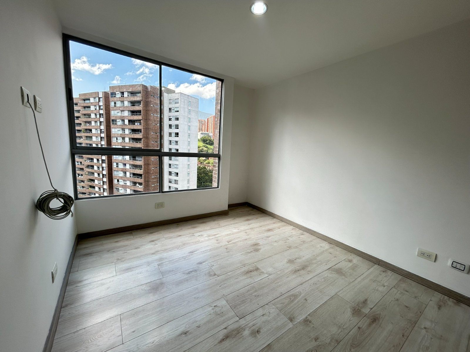 APARTAMENTO EN ARRIENDO UBICADO EN ENVIGADO SECTOR LOMA DEL CHOCHO - 5