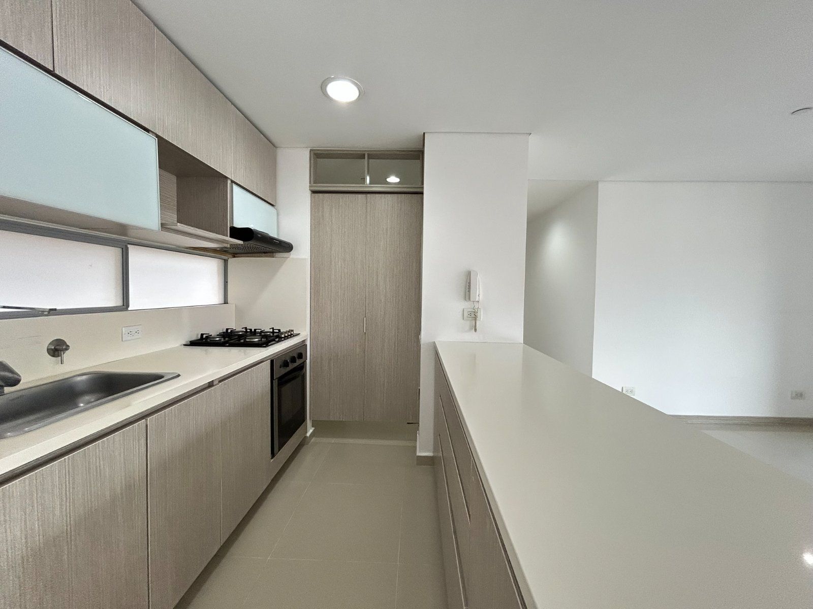 APARTAMENTO EN ARRIENDO UBICADO EN ENVIGADO SECTOR LOMA DEL CHOCHO - 3