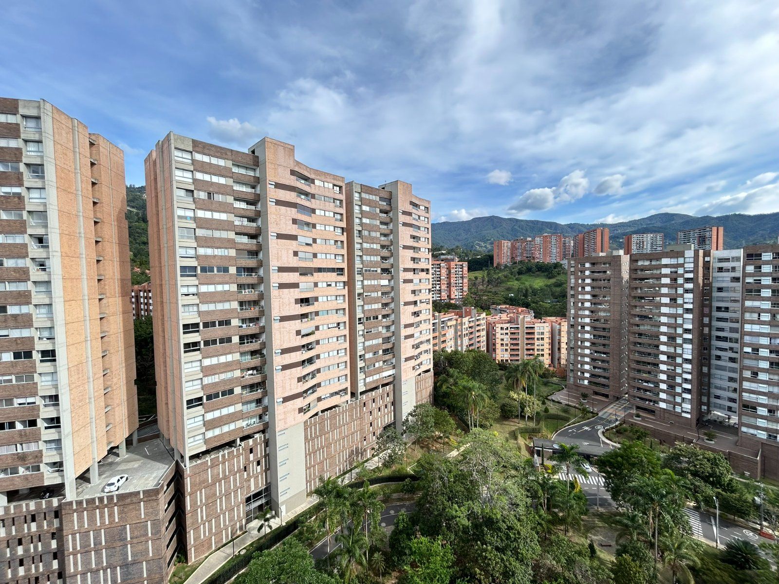 APARTAMENTO EN ARRIENDO UBICADO EN ENVIGADO SECTOR LOMA DEL CHOCHO - 17