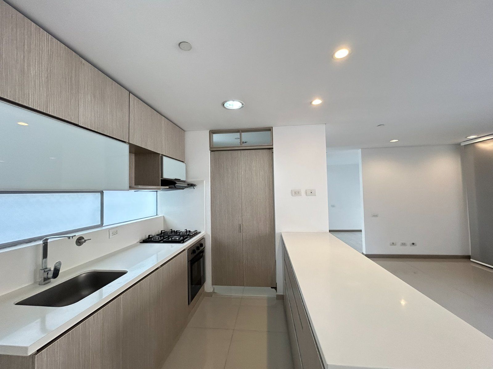 APARTAMENTO EN ARRIENDO UBICADO EN ENVIGADO SECTOR LOMA DEL CHOCHO - 4